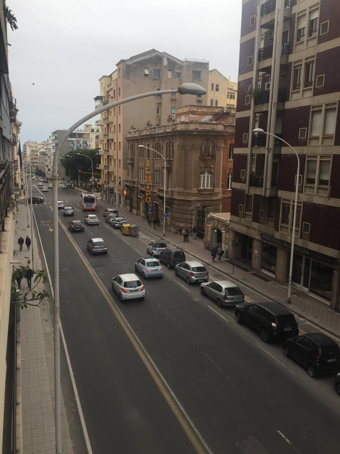 Affittacamere Easy Cagliari Zewnętrze zdjęcie